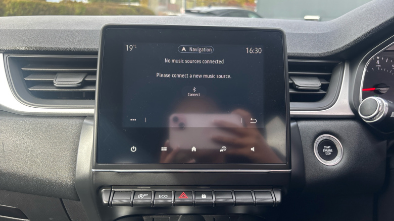 Renault Captur 1.0 TCE 100 Iconic 5dr Petrol Hatchback